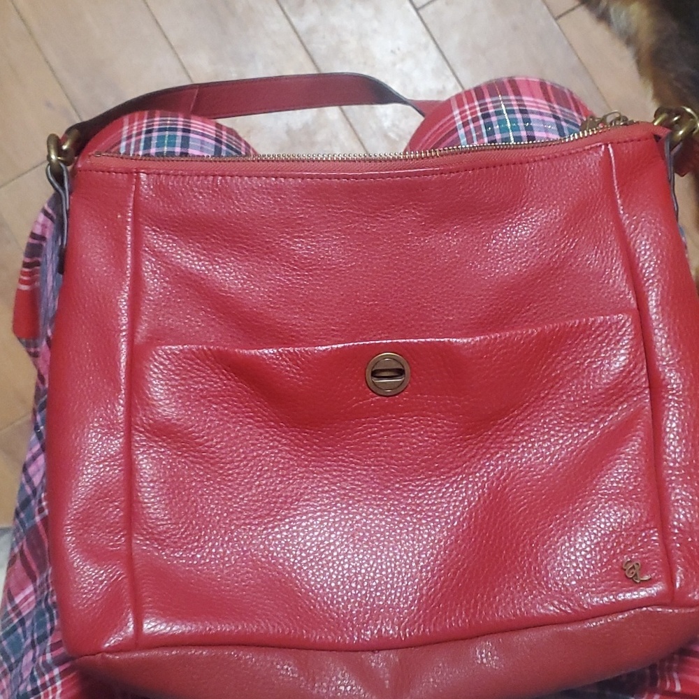 Elliott Lucca red 100% leather purse